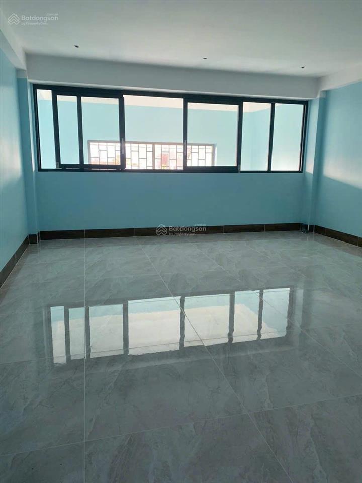 Bán nhà chính chủ xã đông thạnh, hóc môn, dt 100,8m2 mt 5m nở hậu 5.3m 4pn 2wc sổ riêng