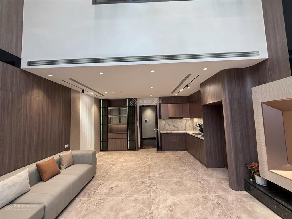 Nhà mới đón tết  đội cấn  ba đình  gara ô tô  7 tầng thang máy  tặng nội thất  giá hơn 24tỷ