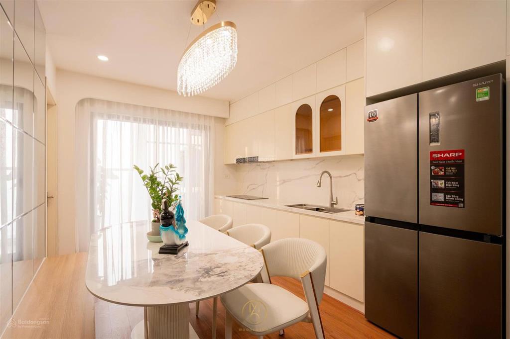 Căn hộ 118.5m2 phun nội thất sang xịn chung cư hpc landmark 105