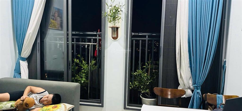 Chính chủ bán lỗ căn hộ picity chỉ 2,95tỷ full nội thất, sổ hồng trao tay  ngay 0984 639 ***