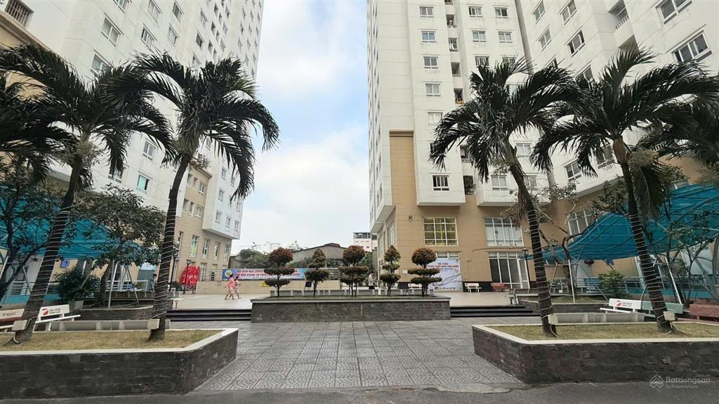 Chính chủ bán căn góc 2pn  2wc diện tích 68m2 chung cư topaz garden full nội thất,  0938 620 ***