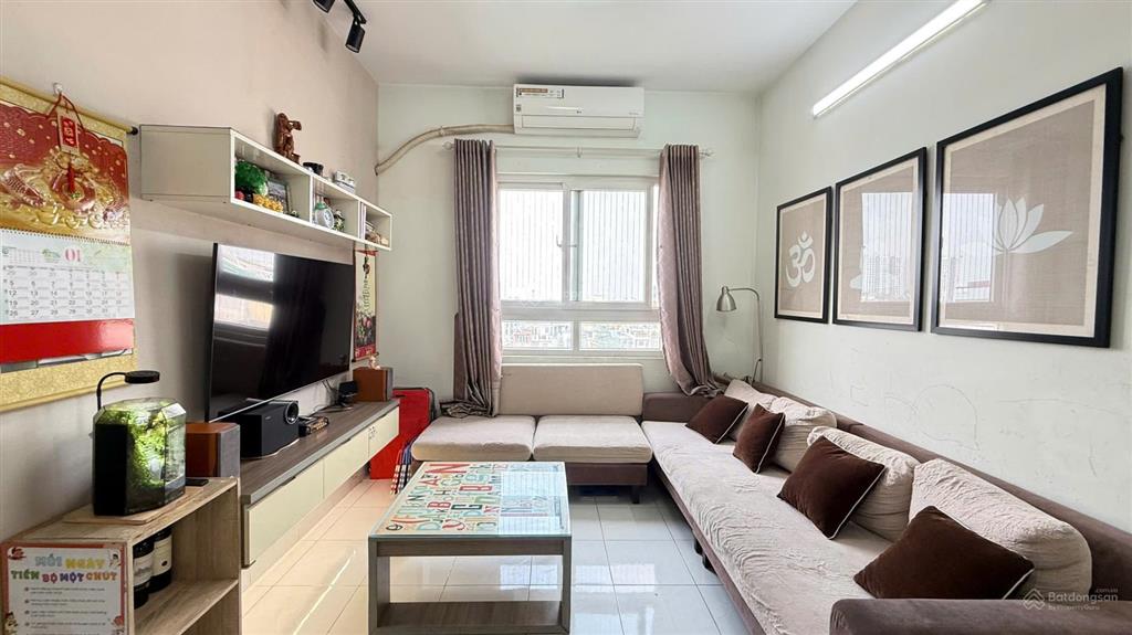 Chính chủ bán căn góc 2pn  2wc diện tích 68m2 chung cư topaz garden full nội thất,  0938 620 ***