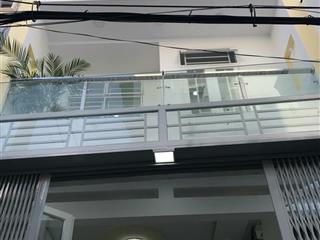 Bán nhà dt  5.8 x10m hxh cách mạng tháng tám  đầu hẻm là trạm ga metro  giá chỉ 8.5 tỷ tl