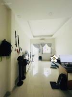 Bán nhà hxh cách mạng tháng támgiáp quận 10 ( dt 59m2 )  3 tầng  chỉ 8.6 tỷ tl