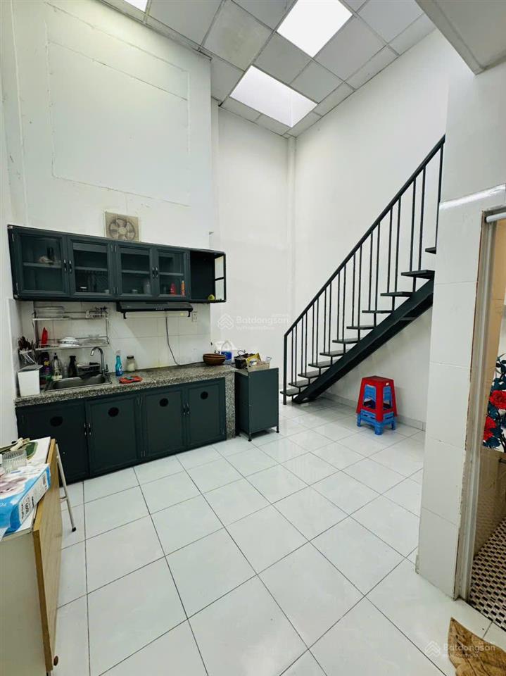 Bán nhà đường trường sơn, gần sân bay (4.3 x 16m) 2 tầng đẹp  chỉ nhỉnh 7 tỷ