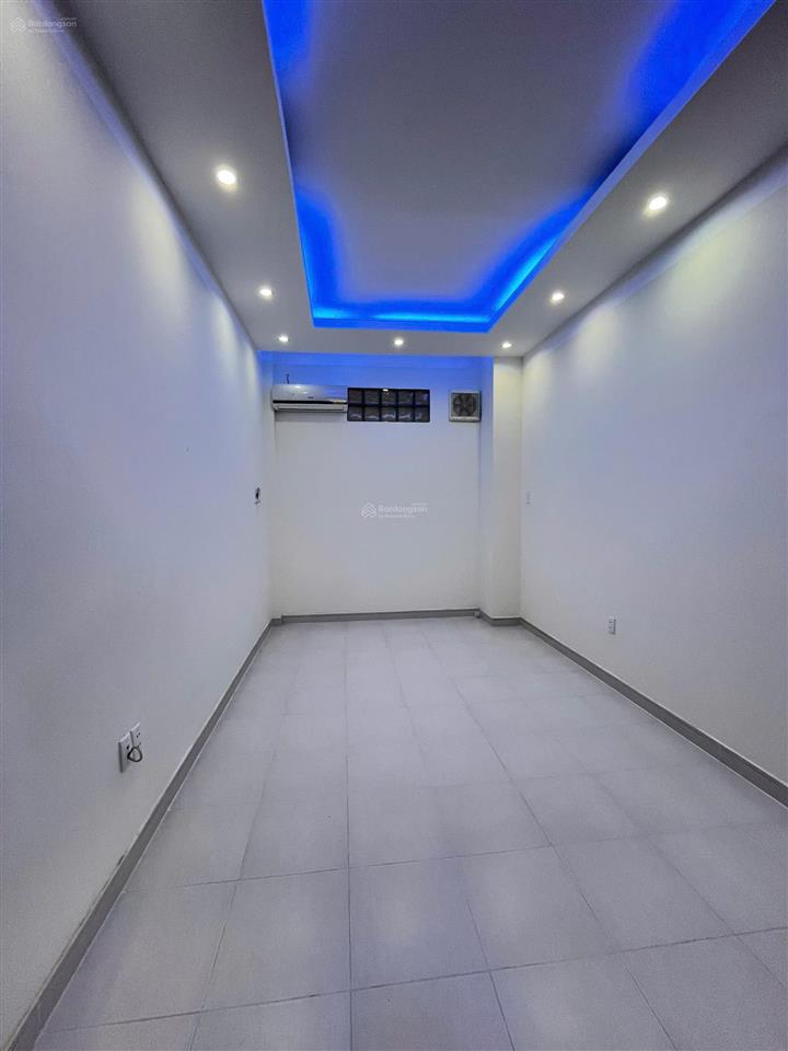 Bán nhà hxh lê văn sỹ ra đặng văn ngữ  khu sang  5tầng, 6pn có thể cải tạo 8pn, tiện làm vp, chdv