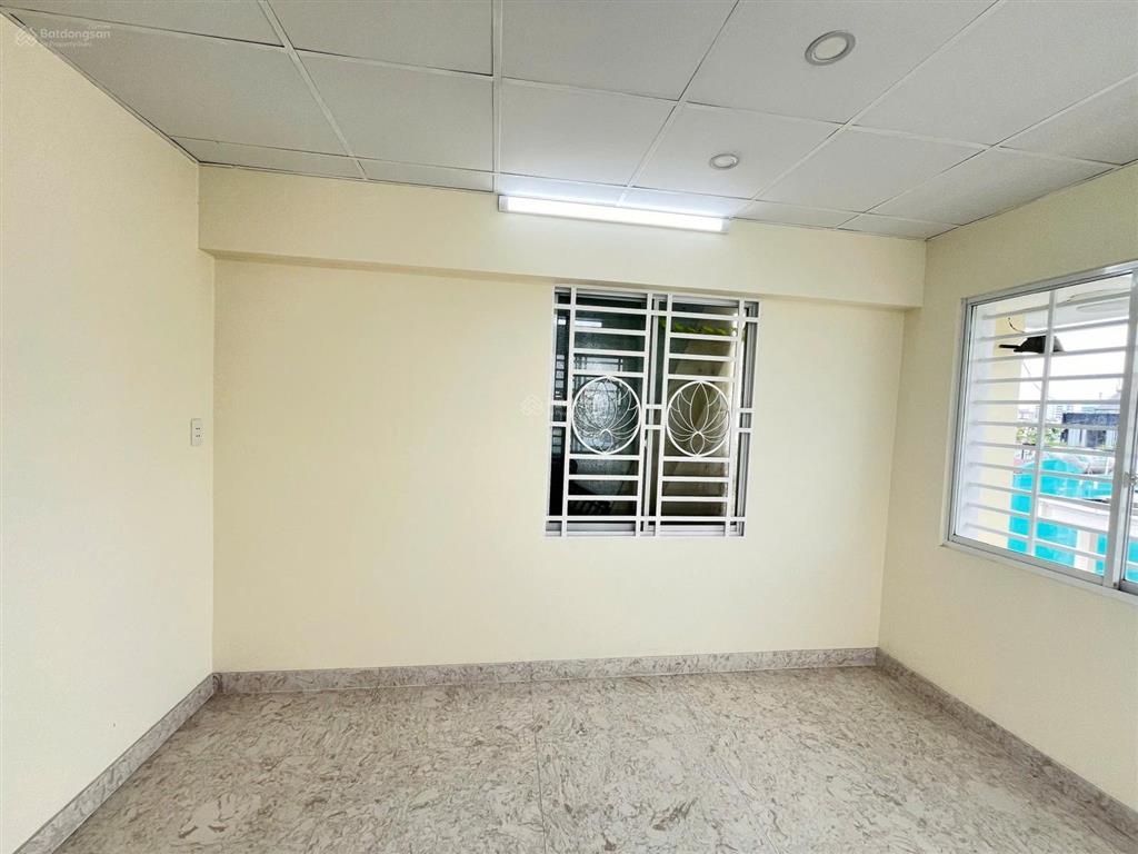 Bán nhà hxh lê văn sỹ ra đặng văn ngữ  khu sang  5tầng, 6pn có thể cải tạo 8pn, tiện làm vp, chdv