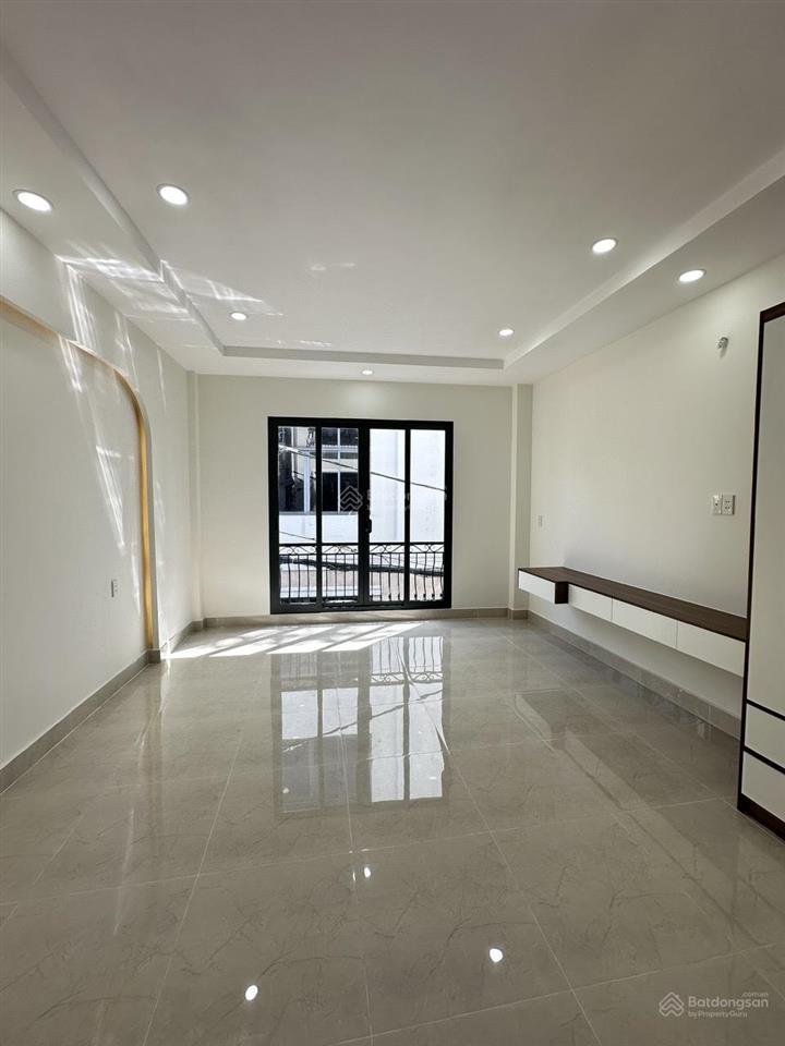 Không dính tod! bán nhà hxh trương công định (4.6 x 14m) 4 tầng 4pn5wc chỉ 11 tỷ tl