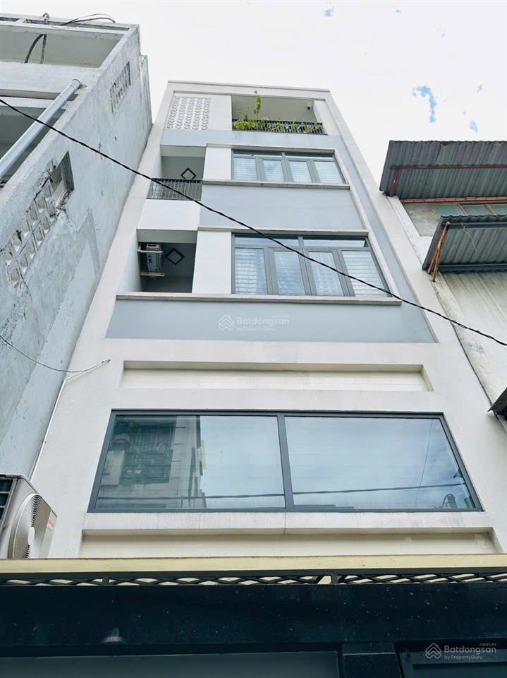 Nhà đường nguyễn thị nhỏ  cư xá lữ gia  ngang 4,4m 5 tầng đẹp chỉ nhỉnh 9 tỷ