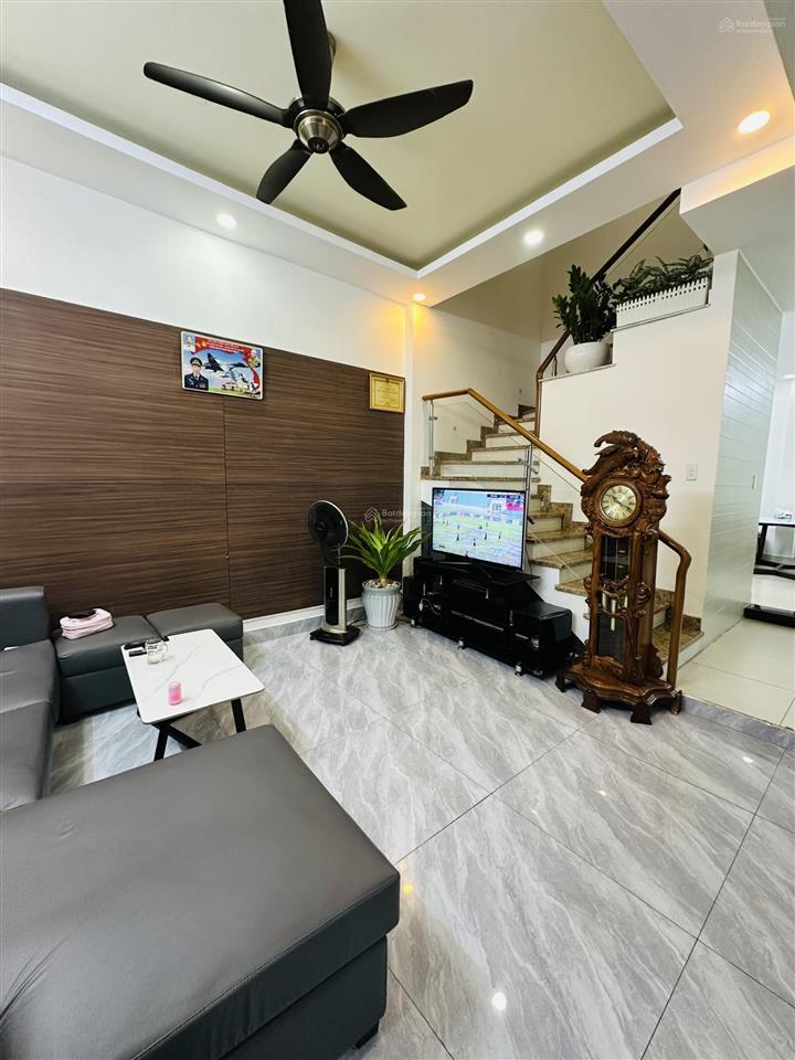 Nhà ngang 5m dt 65m2 nguyễn phúc chu gần ga t3 nhà đẹp 4 tầng chỉ hơn 6 tỷ !!!