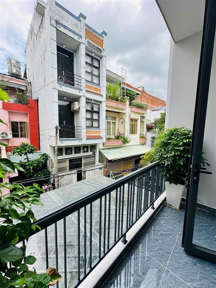 Nhà dt 56m2 3 tầng đẹp hxh gần trương công định  không vướng tod  chỉ nhỉnh 8 tỷ