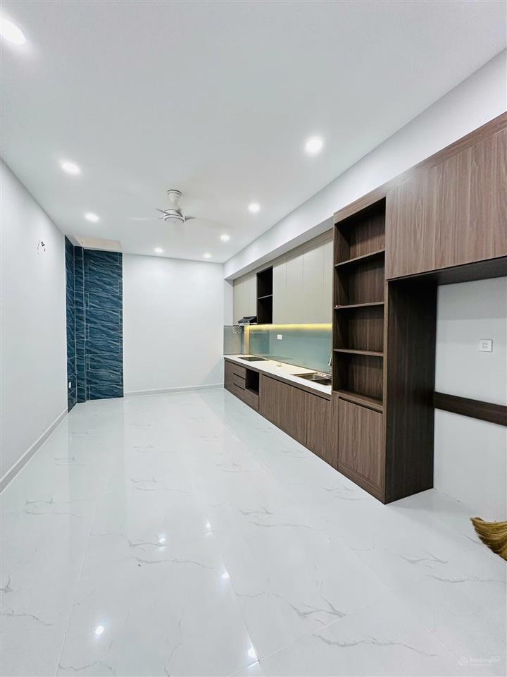 Nhà dt 56m2 3 tầng đẹp hxh gần trương công định  không vướng tod  chỉ nhỉnh 8 tỷ