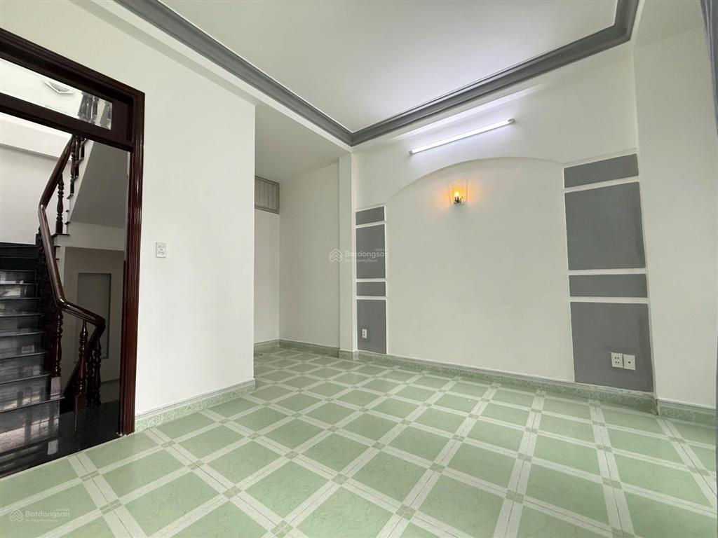 Chỉ 6.9 tỷ tl, sở hữu nhà đẹp 4 tầng, hxh nguyễn trọng lội thăng longkhu sân bay nhưng không ồn !