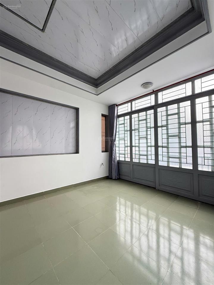 Chỉ 6.9 tỷ tl, sở hữu nhà đẹp 4 tầng, hxh nguyễn trọng lội thăng longkhu sân bay nhưng không ồn !