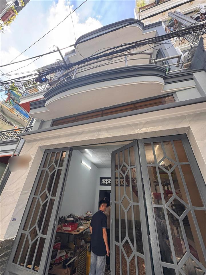 Bán nhà ngay đại học văn hiến, phường 10, quận tân bình, chưa đến 5 tỷ