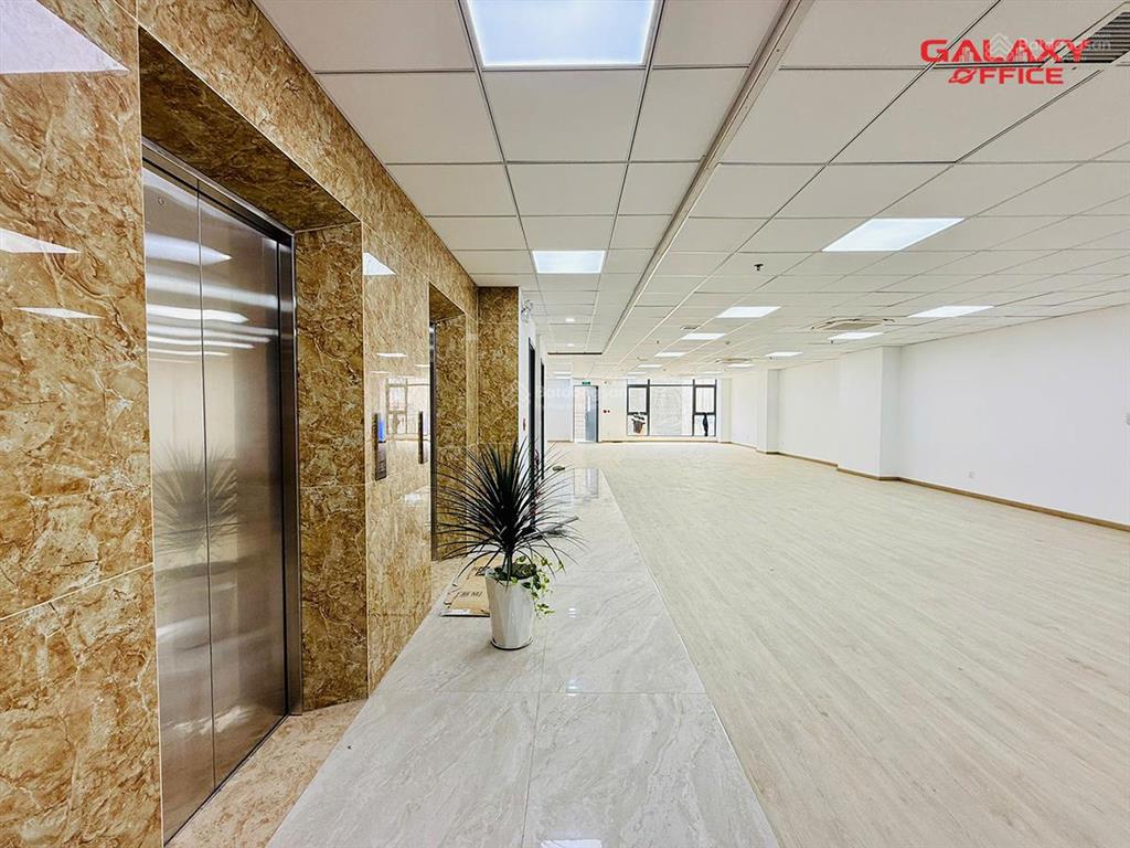Cho thuê văn phòng 224 m2, tòa nhà mới xây tại quận 3