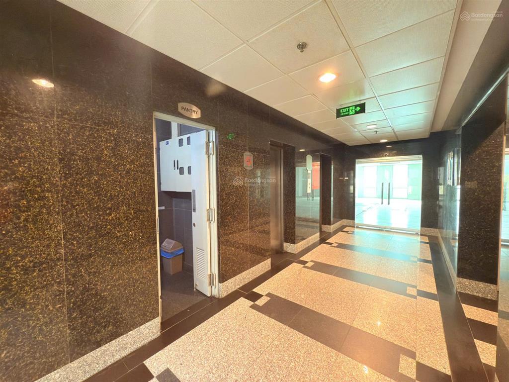 Cho thuê văn phòng 140 m2 tại quận 3