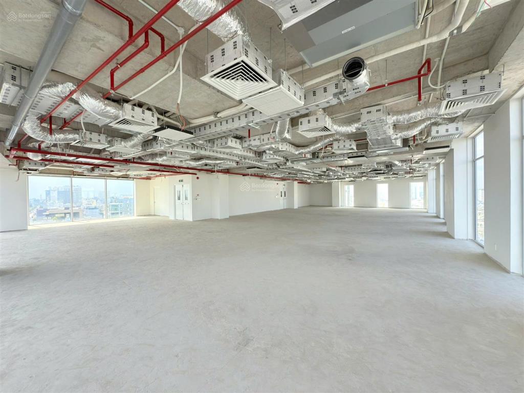 Cho thuê văn phòng mới, giá rẻ, diện tích 300 m2, tại phú nhuận