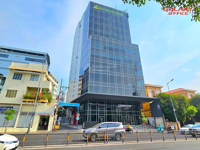 Cho thuê văn phòng mới, giá rẻ, diện tích 300 m2, tại phú nhuận