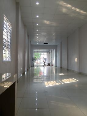 Cho thuê nhà trục ql3 dt 100m2 lô góc
