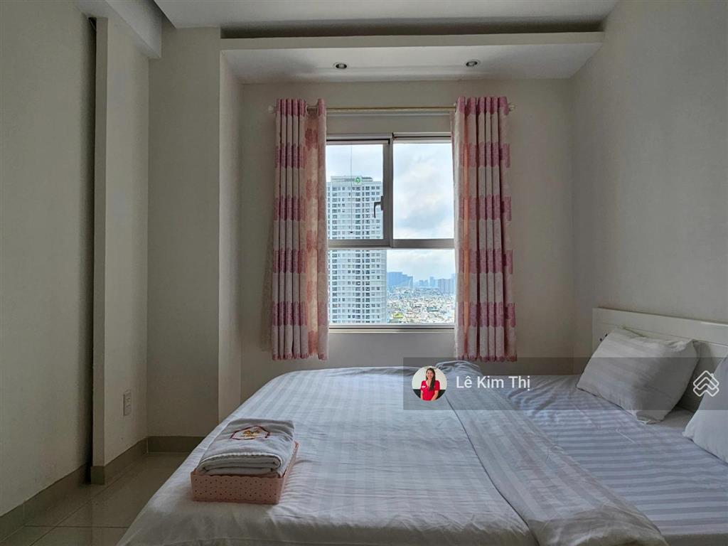 Cho thuê căn hộ sunrise city north 3 phòng ngủ, đủ nội thất, view thoáng mát, giá 23 triệu/tháng