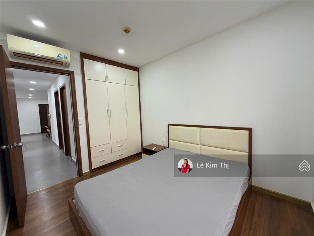Bán căn hộ sunrise city north 3 phòng ngủ 112m2 nội thất đủ, giá 9 tỷ.
