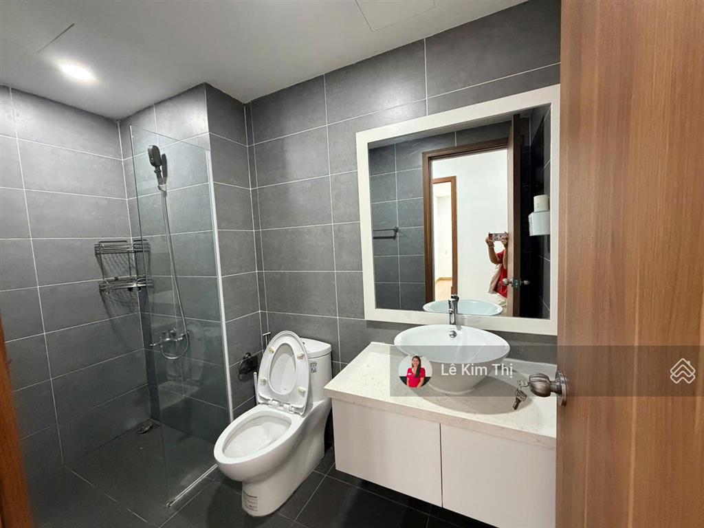 Bán căn hộ sunrise city north 3 phòng ngủ 112m2 nội thất đủ, giá 9 tỷ.
