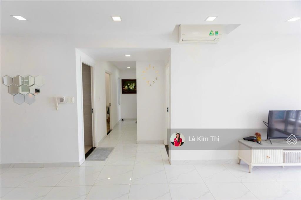 Căn hộ sunrise city view 2 phòng ngủ, đủ nội thất cho thuê 20 triệu/ tháng.  0774 944 *** thi