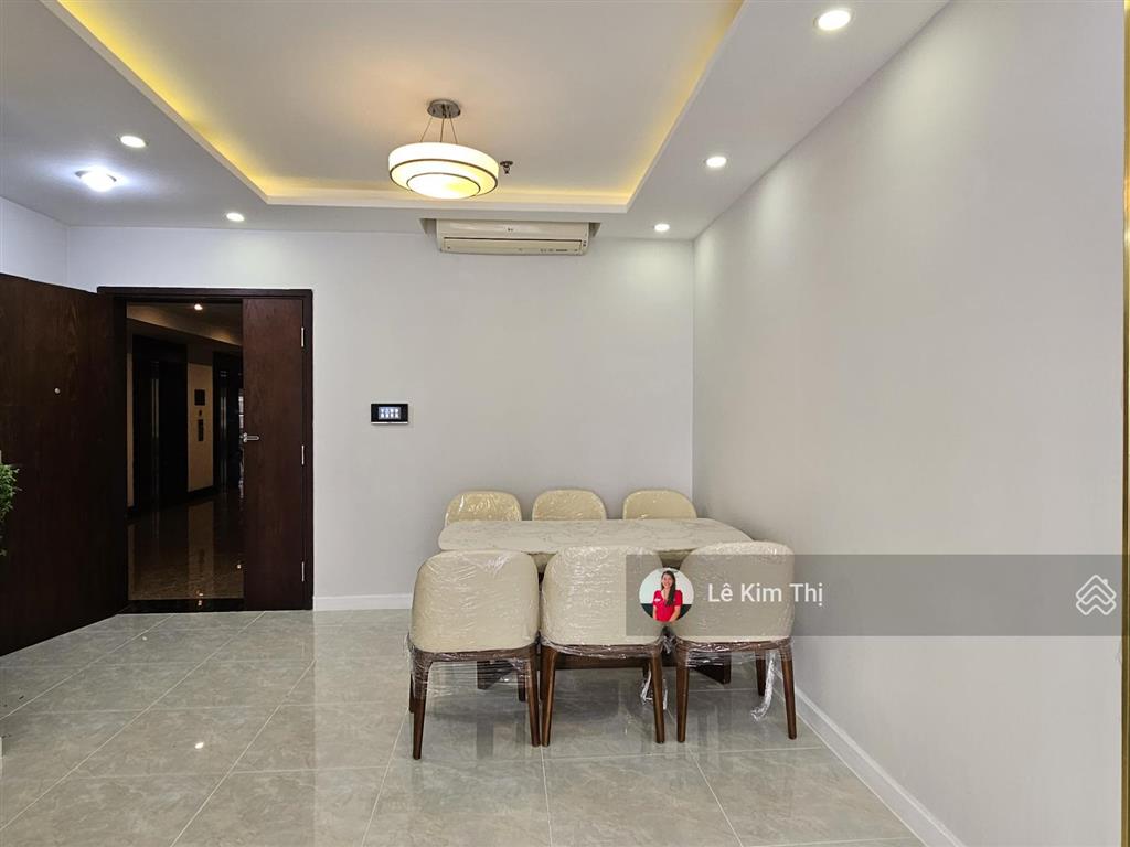 Cho thuê căn hộ sunrise city w2 phòng ngủ 99m2 giá 21 triệu/tháng.  0774 944 *** lê thi