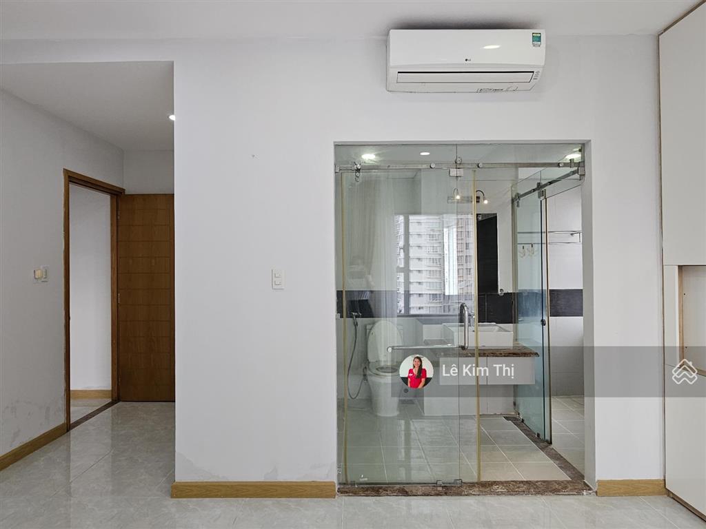 Cho thuê căn hộ sunrise city w2 phòng ngủ 99m2 giá 21 triệu/tháng.  0774 944 *** lê thi