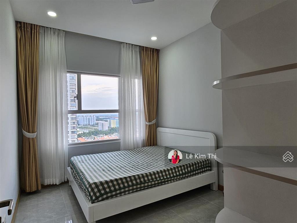 Cho thuê căn hộ sunrise city w2 phòng ngủ 99m2 giá 21 triệu/tháng.  0774 944 *** lê thi