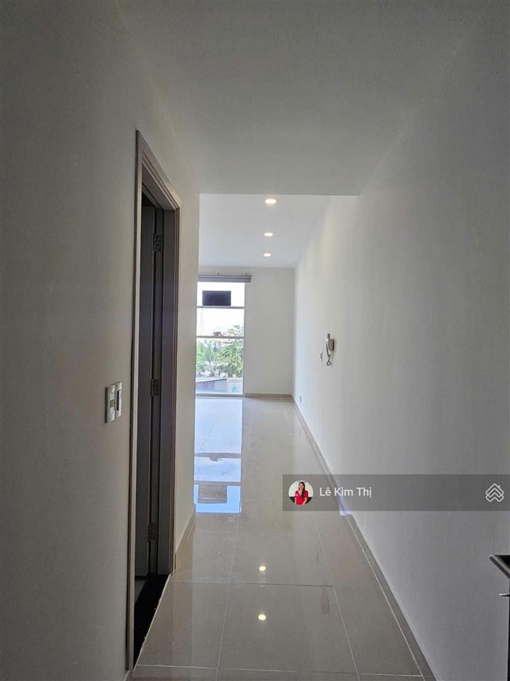 Bán căn officetel tại sunrise city north quận 7, 37m², giá 2.8 tỷ  0774 944 *** lê thi