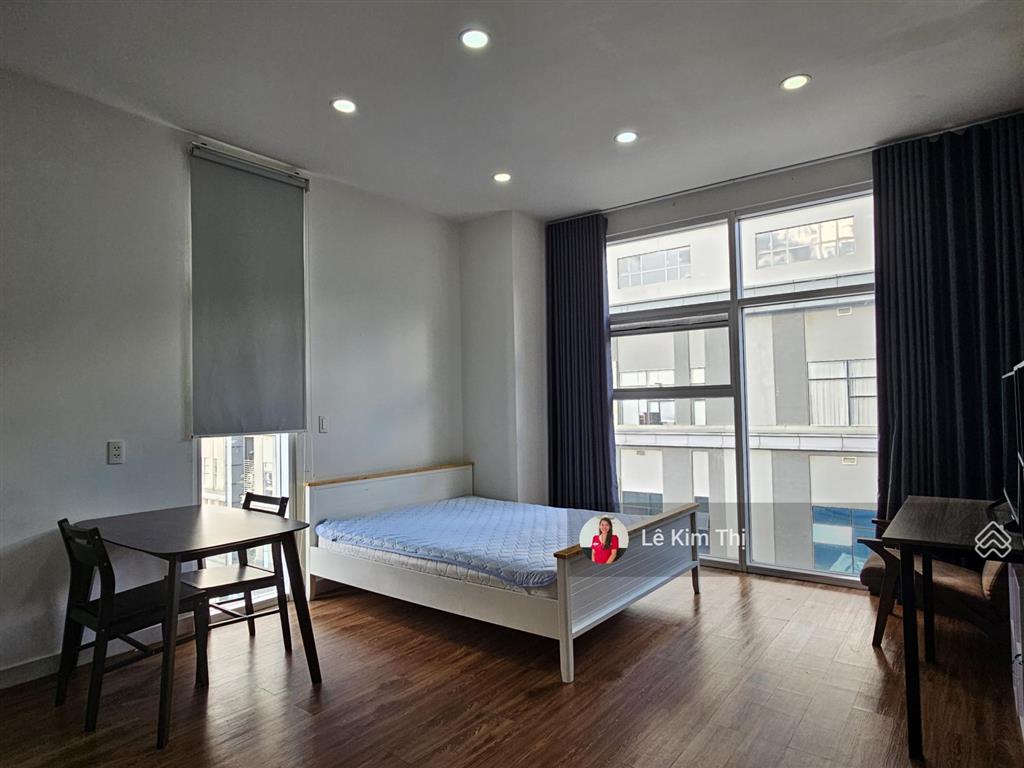 Cho thuê officetel sunrise city north 33m2, đủ nội thất giá 12 triệu/tháng.