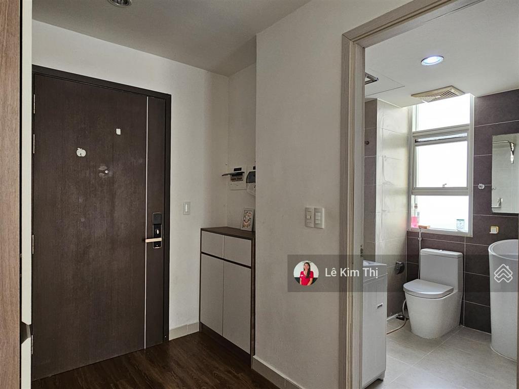 Cho thuê officetel sunrise city north 33m2, đủ nội thất giá 12 triệu/tháng.