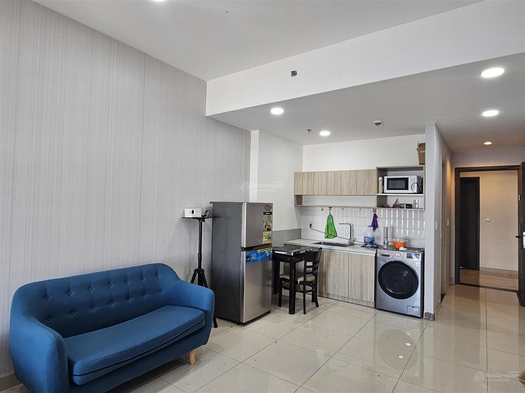 Cho thuê officetel sunrise city north 43m2, đủ nội thất, có ban công, giá 13 triệu/tháng
