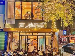 Cho thuê nhà mặt phố trung hòa, mặt tiền 5.5m, dt 136m² x 5 tầng, chính chủ uy tín