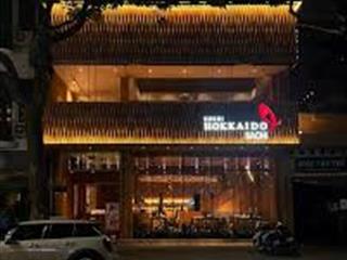 Cho thuê nhà mặt phố trần hưng đạo, hoàn kiếm, mặt tiền 8.6m, dtsd 140m2, view đỉnh giá hời