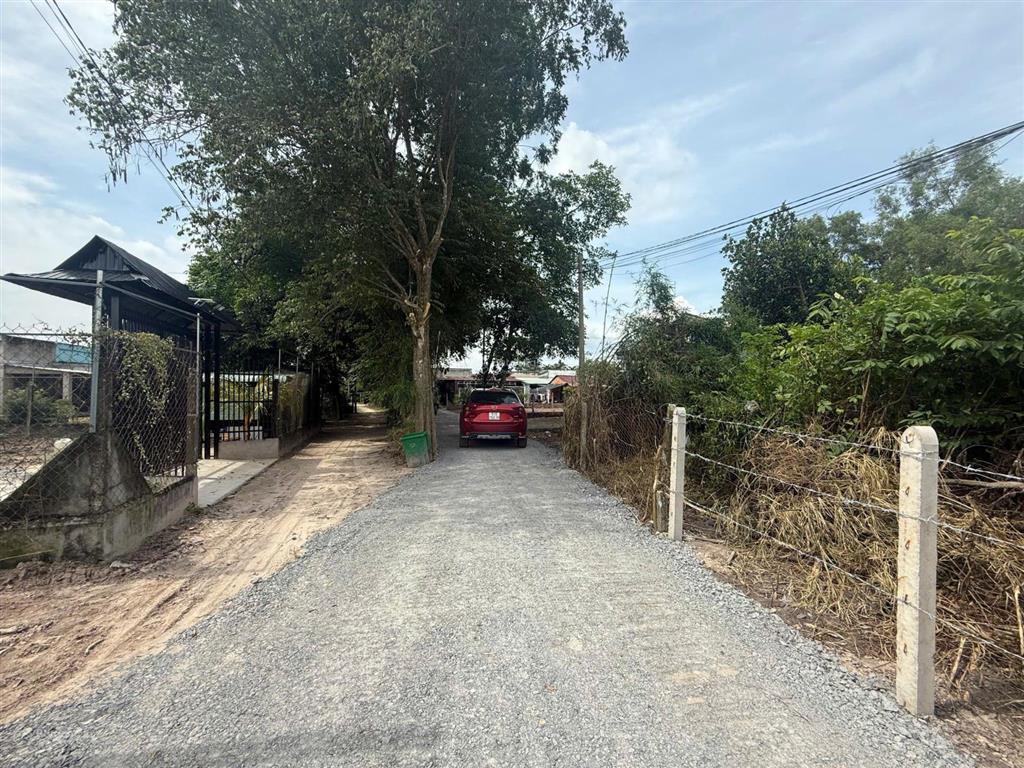 Hàng hiếm ở củ chi tp hcm. diện tích 130m2, xây nhà hoàn công ngay, giá 1tỷ190tr gặp chính chủ