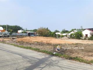 Ngay tl2 và tl8 xã củ chi, tp. hcm với dt hơn 100m2 giá hơn 2 tỷ xíu, sổ hồng riêng, xây nhà ngay