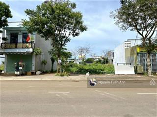 Bán lô đất ngay bv xuyên á, sát bên vinhome sài gòn park, sổ hồng riêng, xây dựng ngay