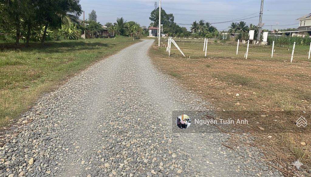 Cần bán gấp lô đất góc 2mt ở củ chi, tp. hồ chí minh. dt 103m2, giá 950tr sổ riêng, xây nhà ngay