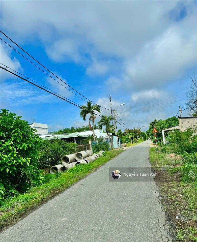 Bán lô đất thổ cư ở xã tân an hội, củ chi, tp hcm với dt 175m2 trong đó 100m2 thổ cư giá bán 1tỷ4.