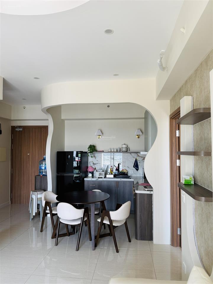 Cho thuê căn góc 2 phòng ngủ swanbay