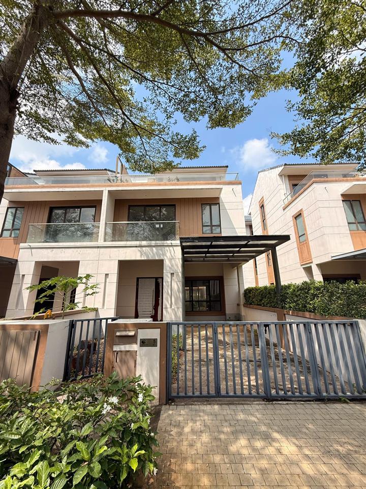 Bán nhà phố zone 8 swanbay giá tốt tháng 4/2026