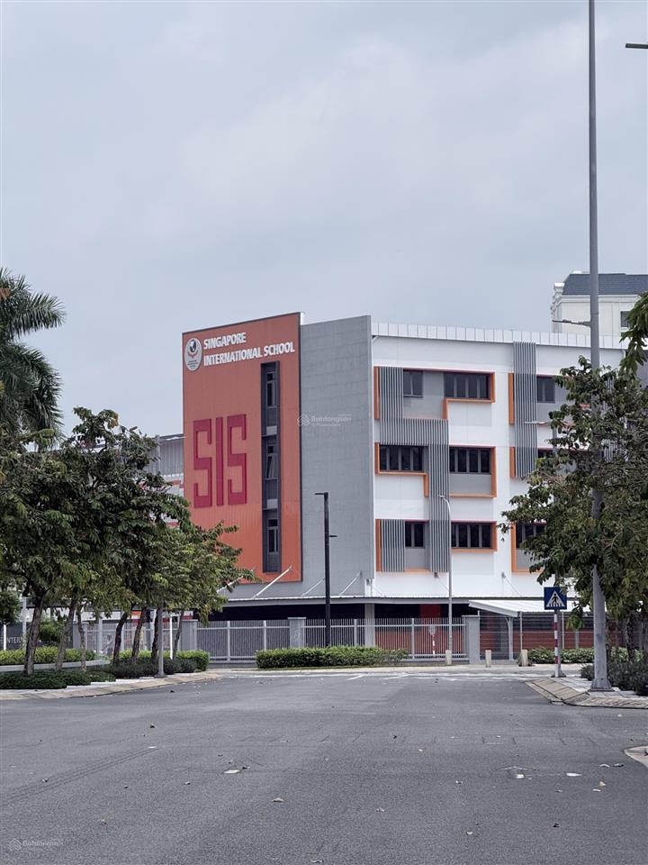 Bán nhanh shop góc vị trí xịn ở swan bay