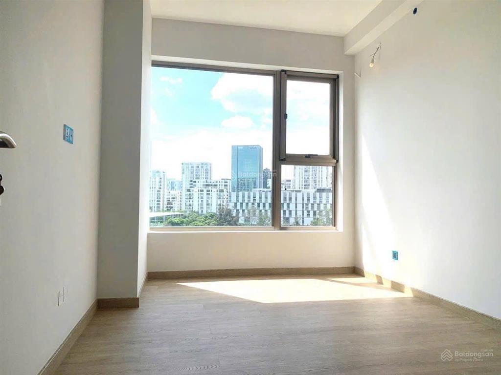 Bán căn hộ midtown m8 124m, 3pn, 2wc, view sông, tặng ô xe hầm 15,5 tỷ net