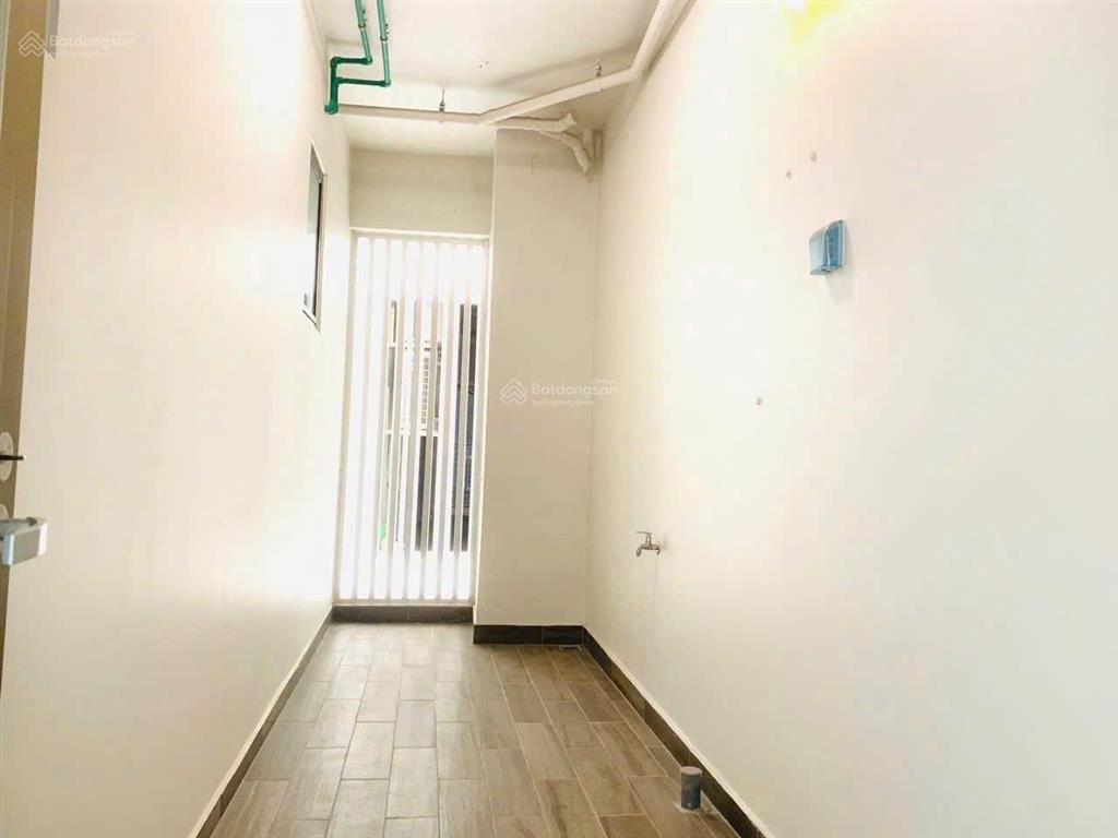 Bán căn hộ midtown m8 124m, 3pn, 2wc, view sông, tặng ô xe hầm 15,5 tỷ net