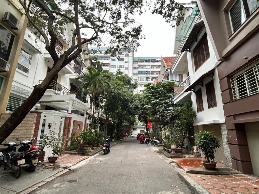 Nhỉnh 30 tỷ sở hữu biệt thự 100m2 view vườn hoa nguyễn cơ thạch, mỹ đình 1