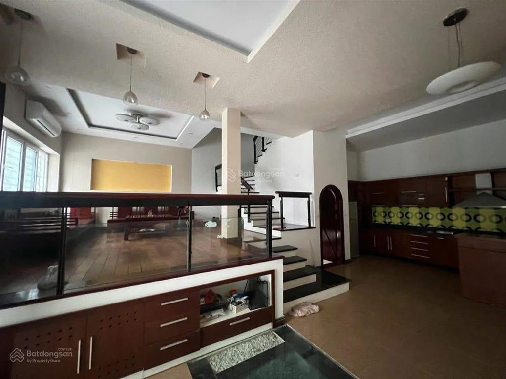 Nhỉnh 30 tỷ sở hữu biệt thự 100m2 view vườn hoa nguyễn cơ thạch, mỹ đình 1