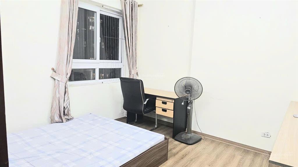Cho thuê chung cư vinaconex 57 vũ trọng phụng 120m2 3pn 2wc